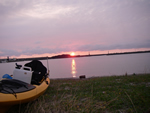 愛艇と日本海の夕日